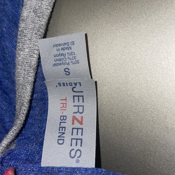 Jerzee’s NASA T-shirt - Picture 13 of 13